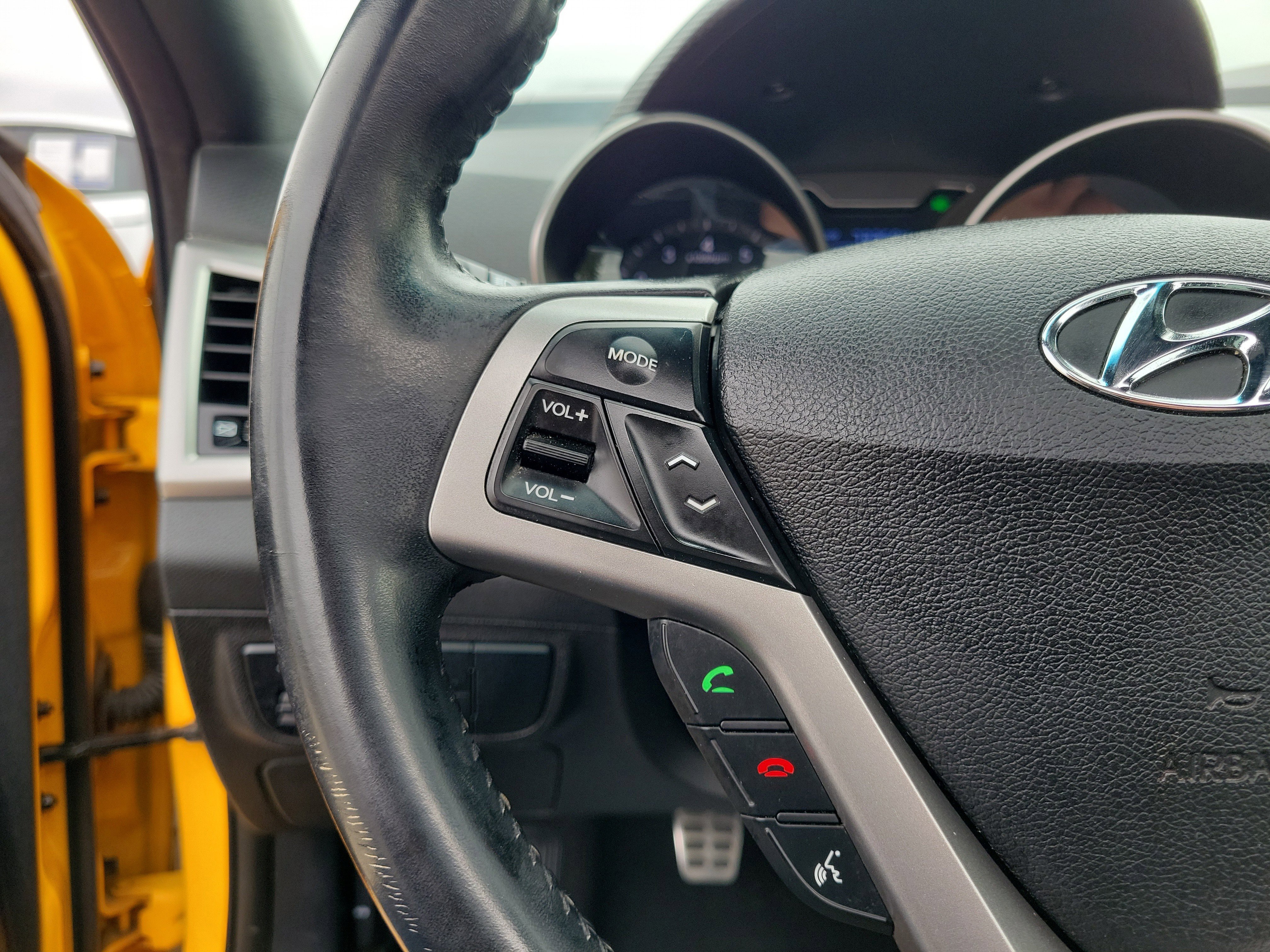 Used 2016 Hyundai Veloster w/ Option Group 02 image 22