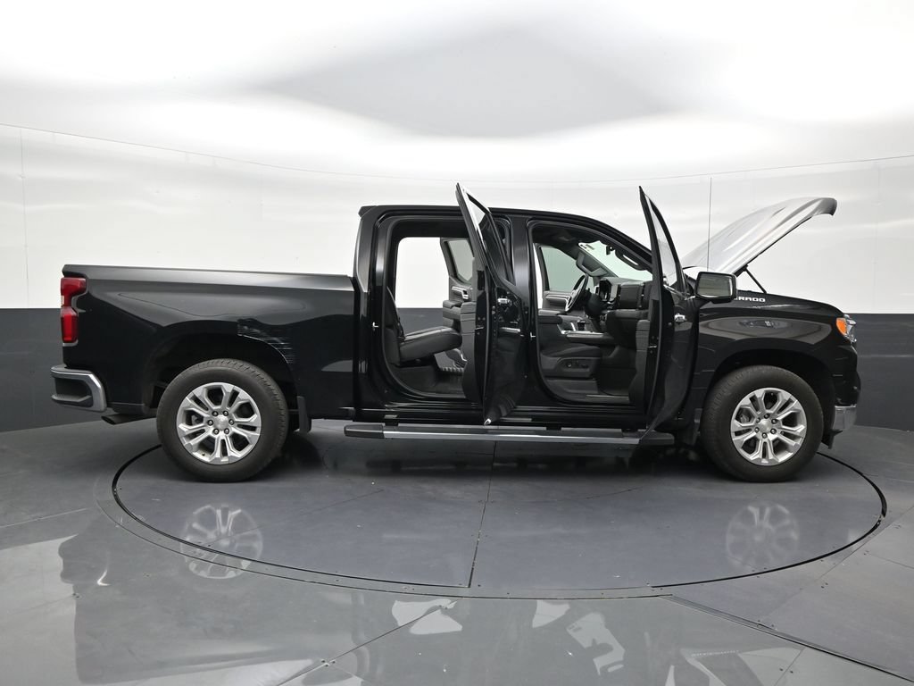 Used 2024 Chevrolet Silverado 1500 LTZ RWD image 29