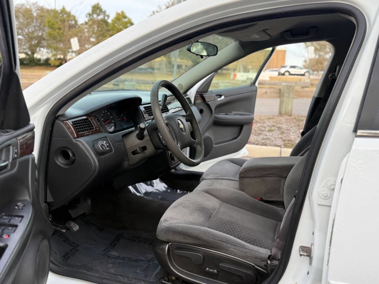 Used 2016 Chevrolet Impala Limited LS image 12