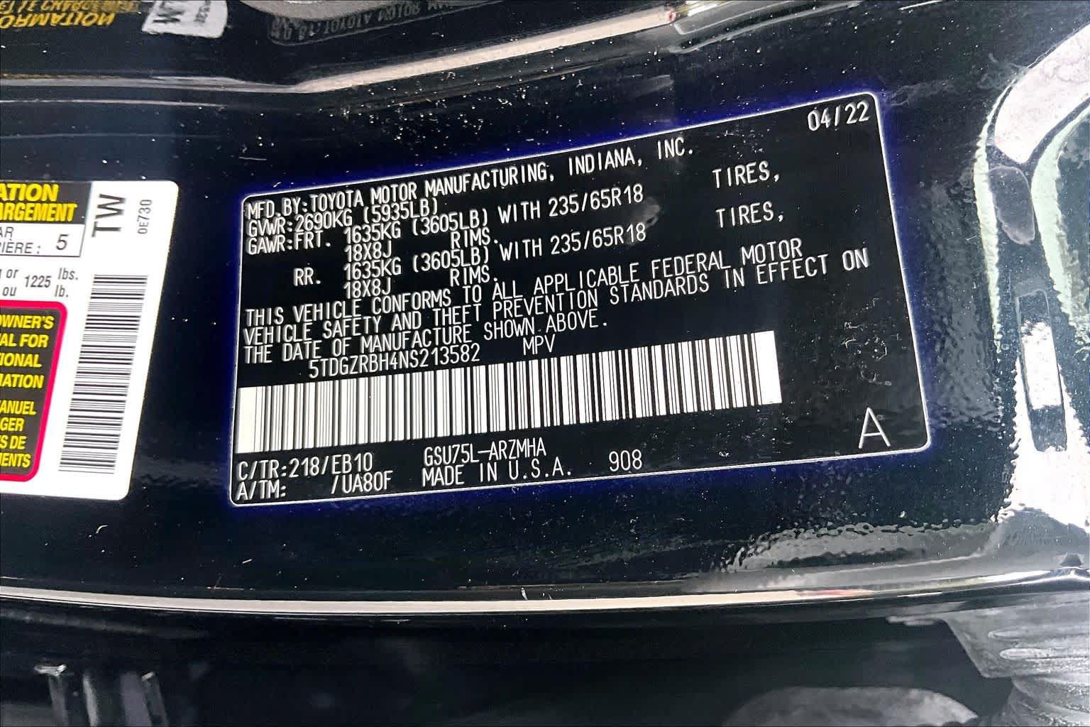 Used 2022 Toyota Highlander XLE AWD/4WD image 36