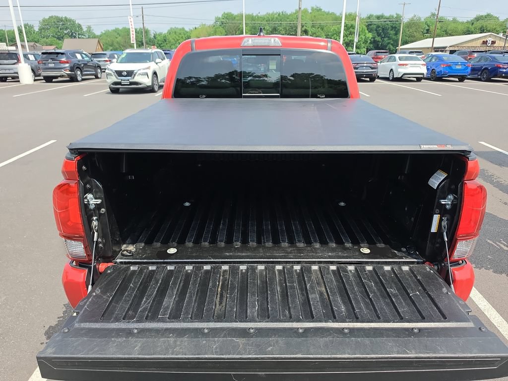 Used 2023 Toyota Tacoma SR5 w/ Technology Package AWD/4WD image 33
