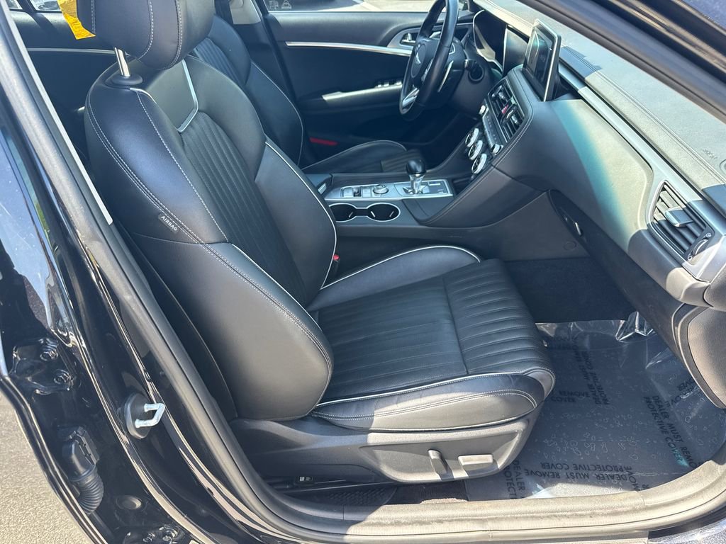 Used 2020 Genesis G70 2.0T w/ Elite Package RWD image 13