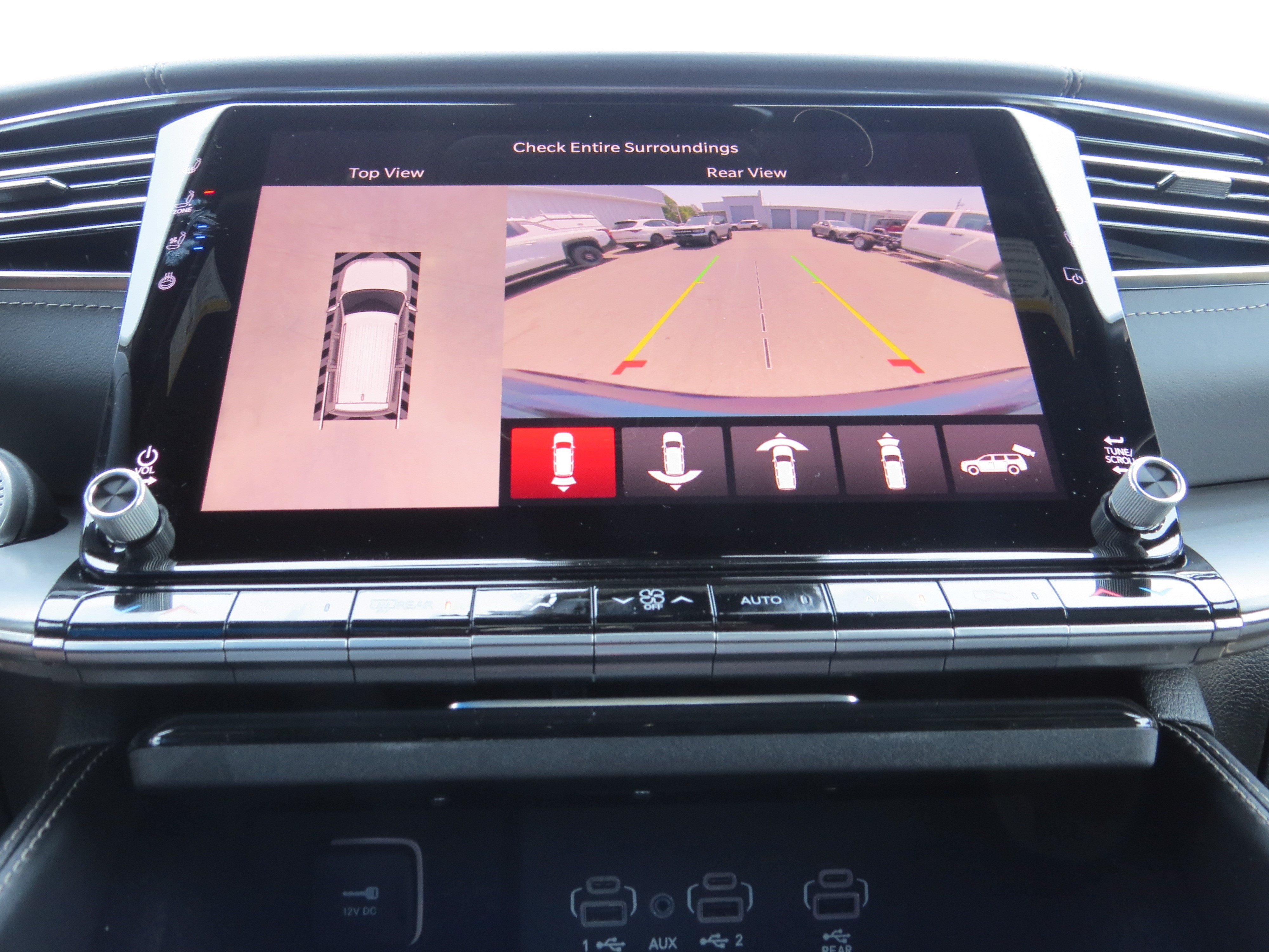 New 2026 Jeep Grand Wagoneer Limited AWD/4WD image 27