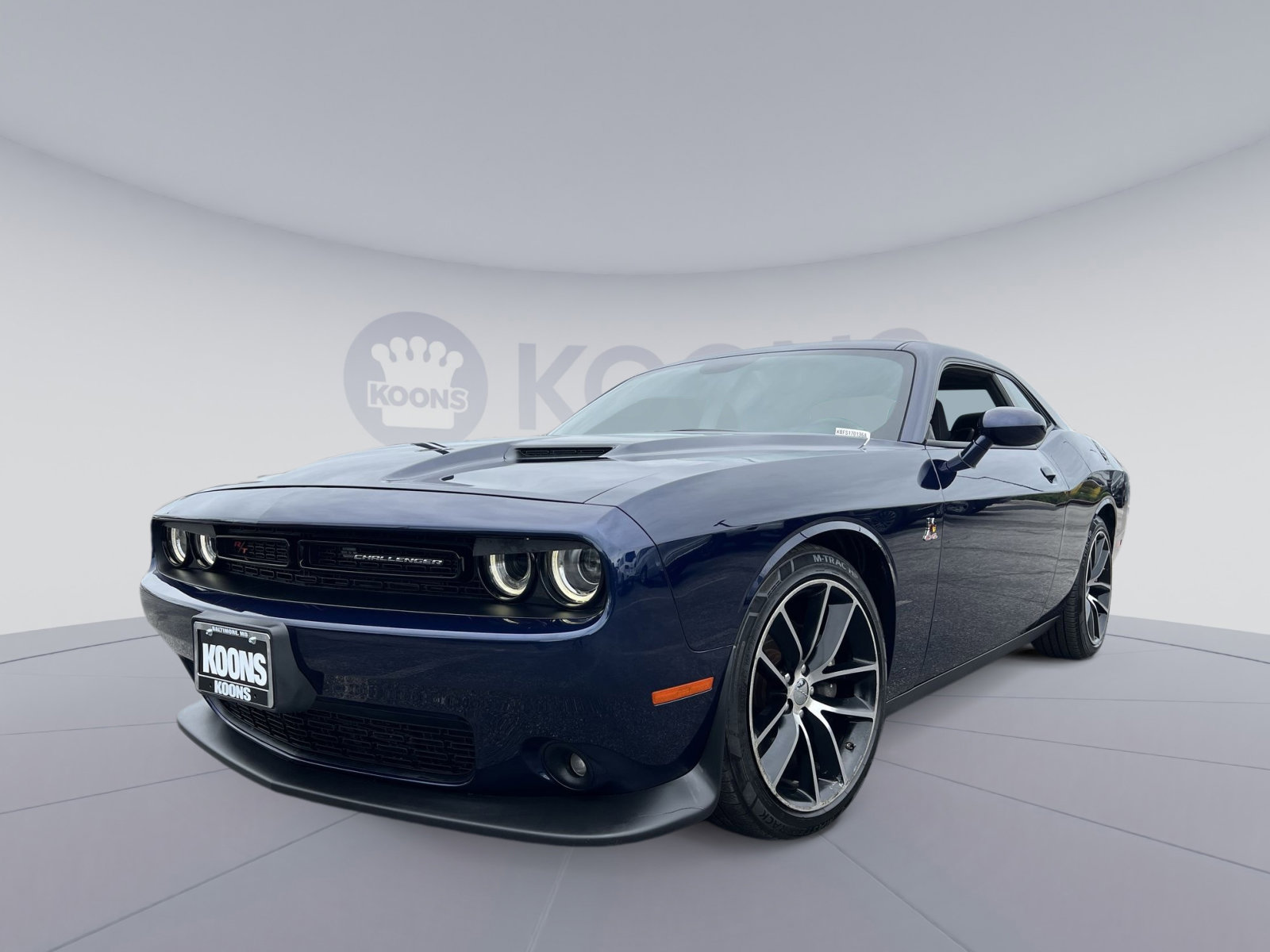 Used 2016 Dodge Challenger R/T Scat Pack RWD image 1