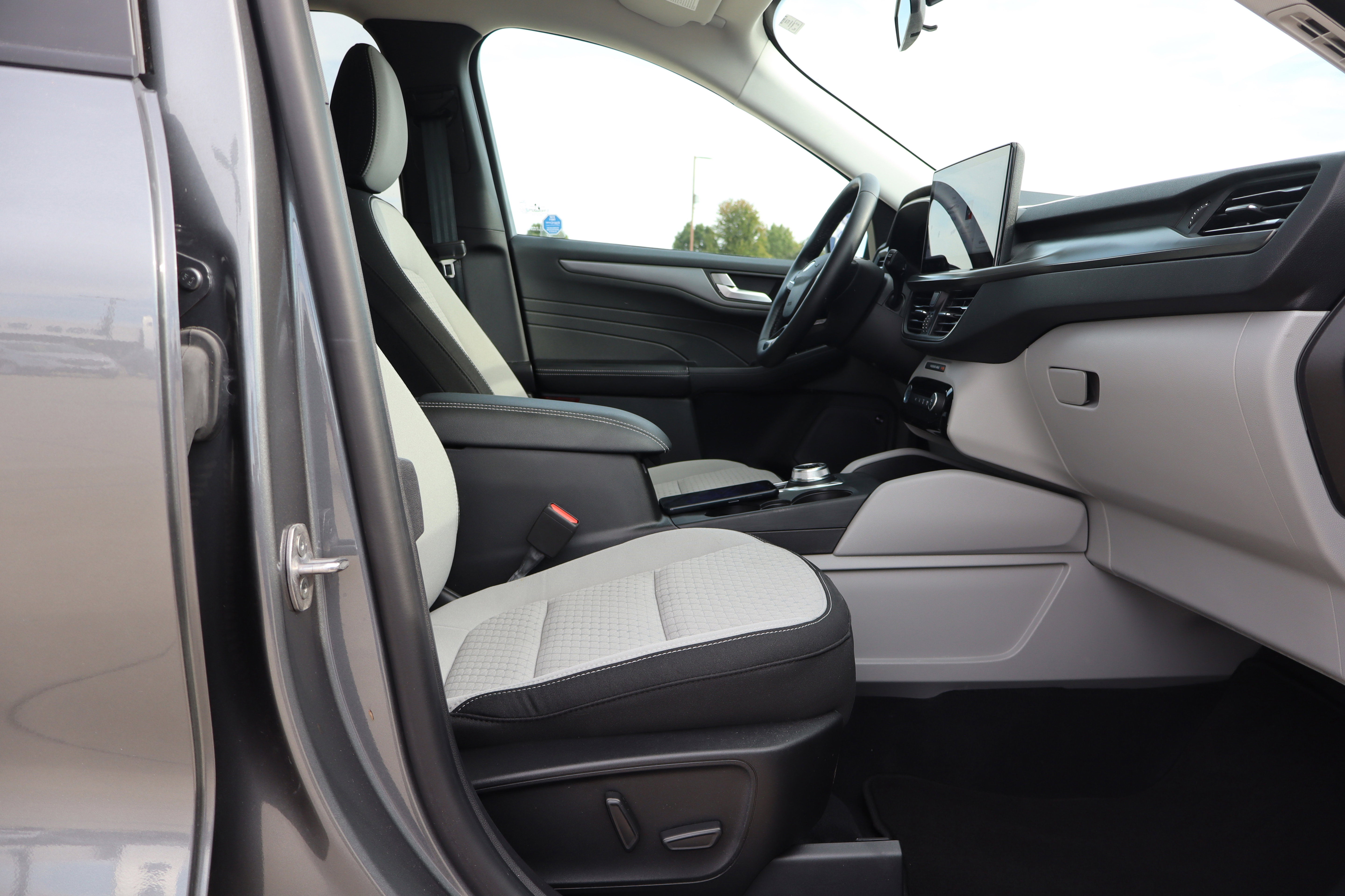 Used 2023 Ford Escape Active w/ Tech Pack #2 image 13