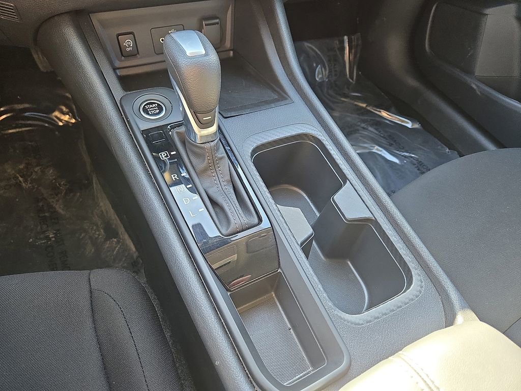 Used 2025 Nissan Sentra S image 28