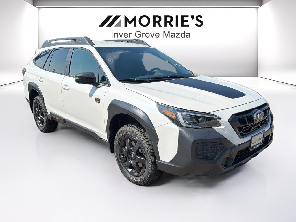 Used 2025 Subaru Outback Wilderness AWD/4WD image 3