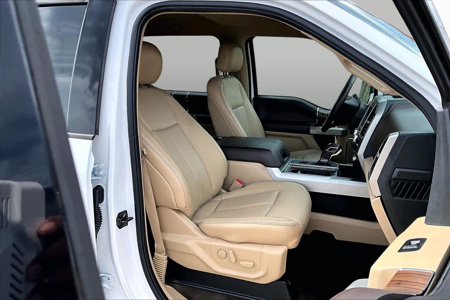 Used 2019 Ford F150 Lariat RWD image 11
