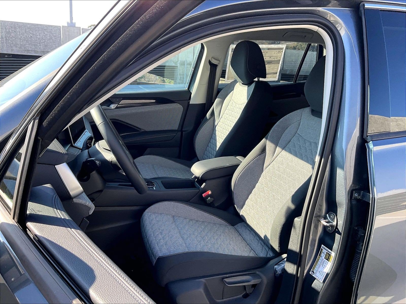 New 2026 Volkswagen Tiguan S AWD/4WD image 8