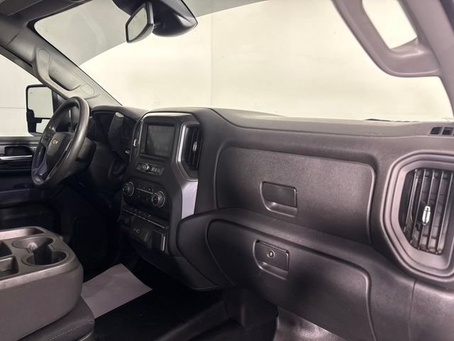 Used 2024 Chevrolet Silverado 3500 W/T AWD/4WD image 30