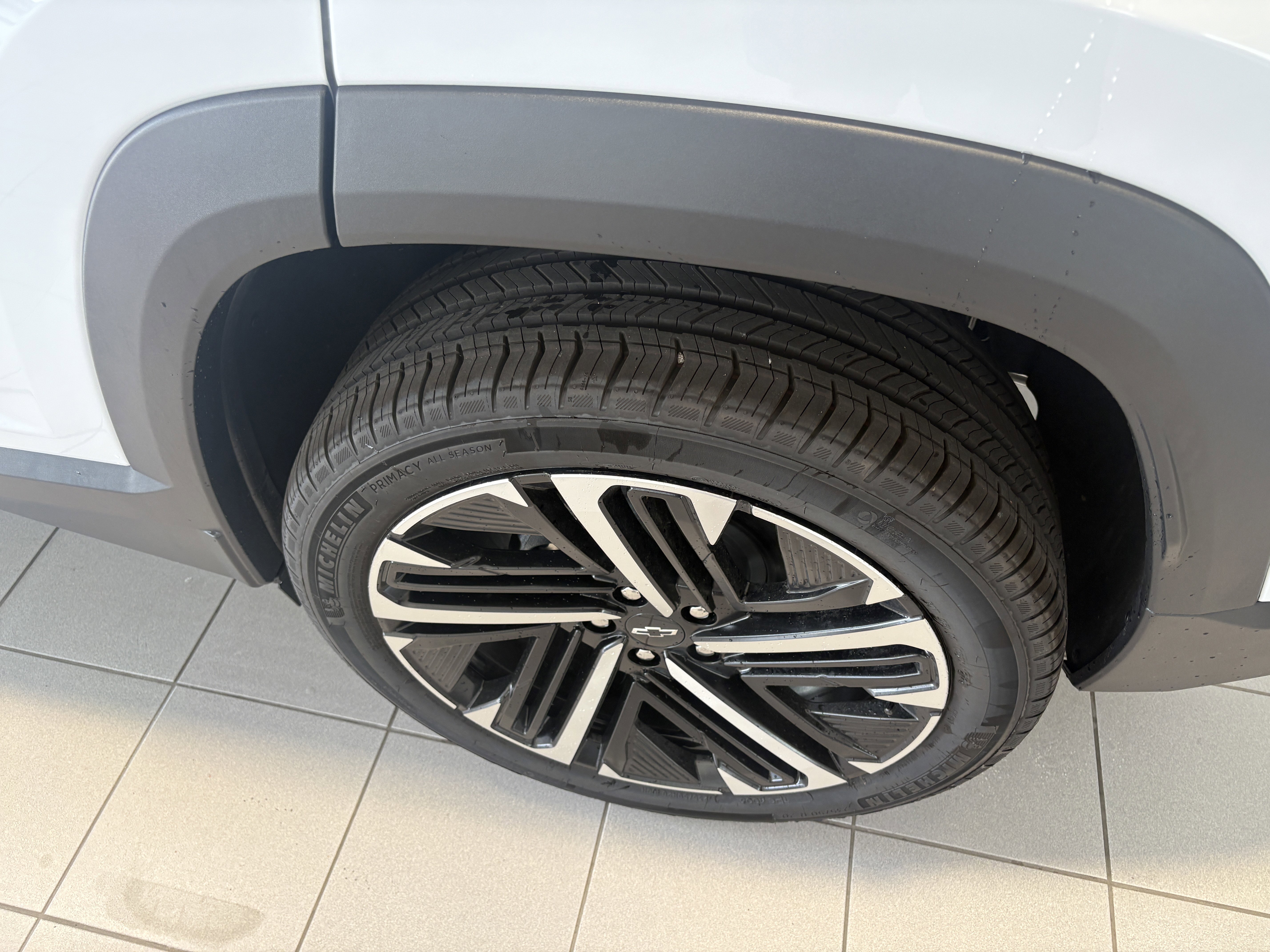 New 2026 Chevrolet Equinox RS w/ Convenience Package III image 6