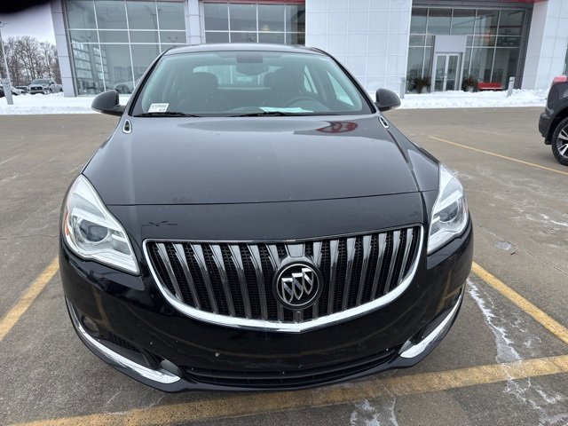 Used 2015 Buick Regal Premium w/ Experience Buick Package image 13