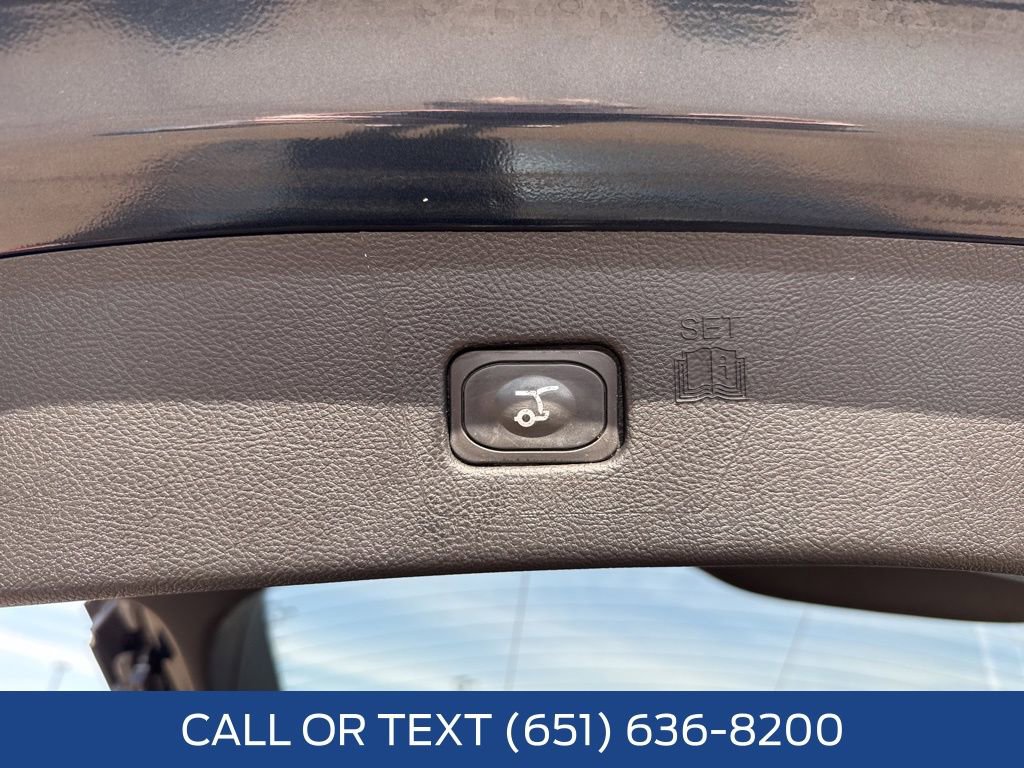 Used 2023 Ford Edge SEL w/ Sport Appearance Package image 44