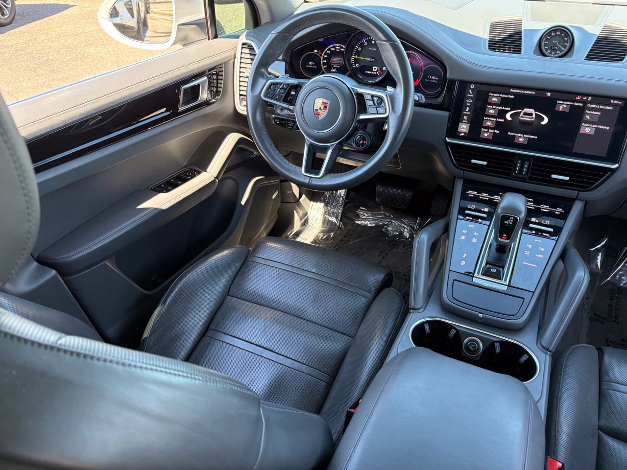 Used 2019 Porsche Cayenne E-Hybrid AWD/4WD image 15
