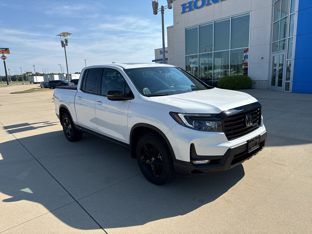 Used 2023 Honda Ridgeline Black Edition image 3