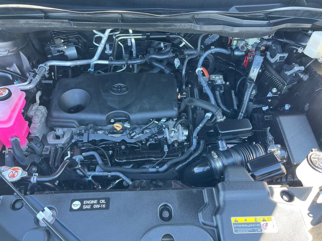 Used 2023 Toyota Sienna XLE image 24