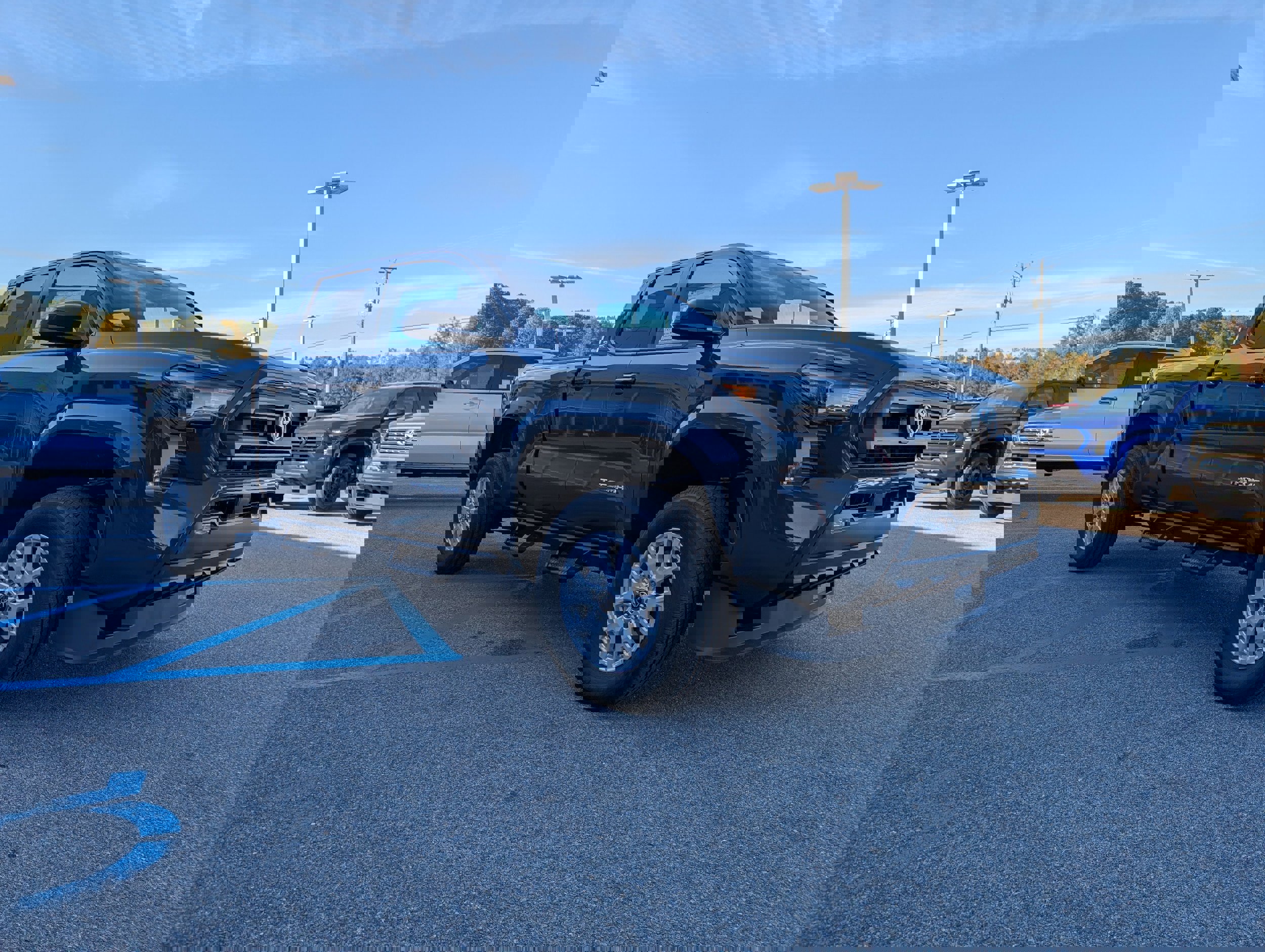 New 2025 Toyota Tacoma SR5 image 7