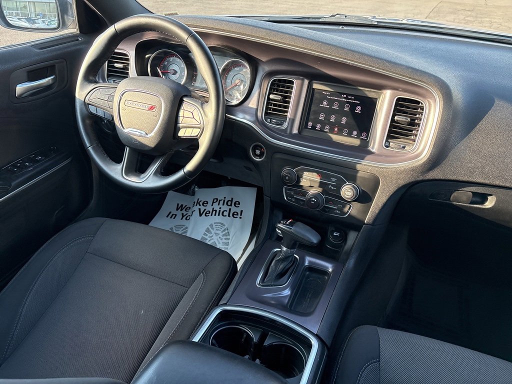 Used 2018 Dodge Charger SXT image 14