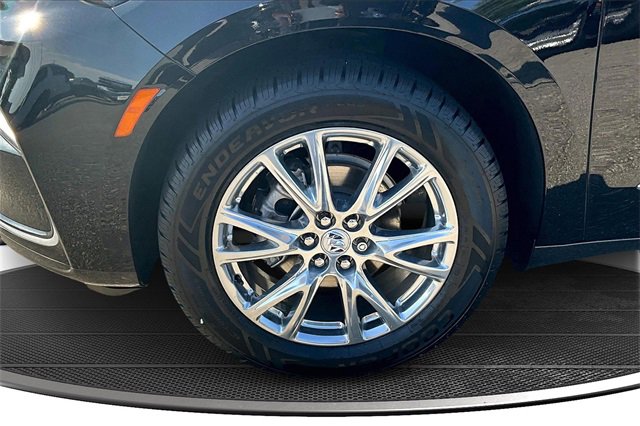 Used 2023 Buick Enclave Premium w/ Experience Buick Package image 35
