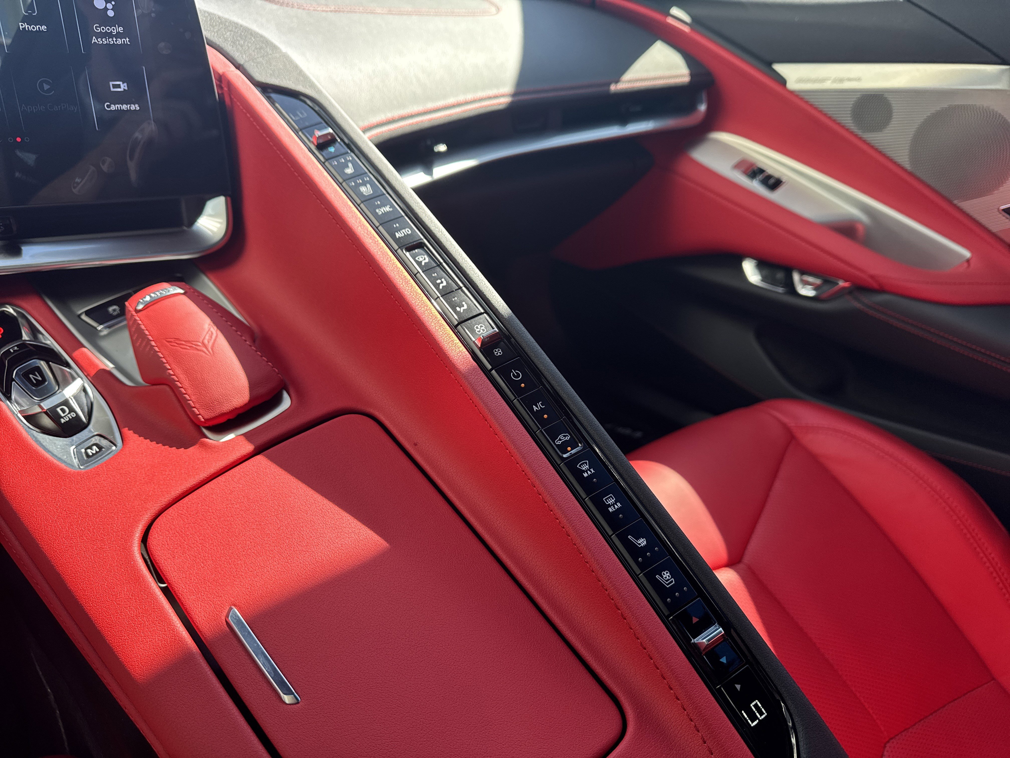 Used 2024 Chevrolet Corvette Stingray Preferred Cpe w/ Battery Protection Package image 20