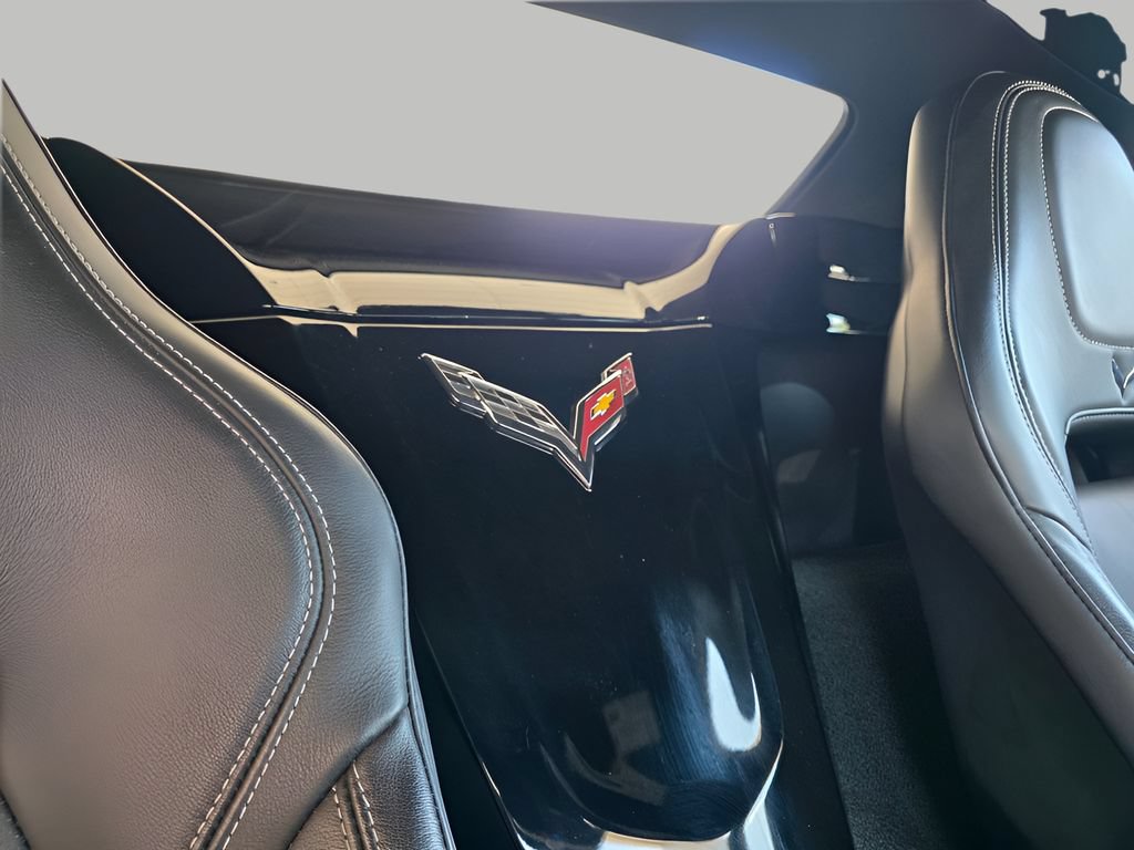 Used 2018 Chevrolet Corvette Stingray Convertible w/ 2LT Preferred Equipment Group RWD image 12
