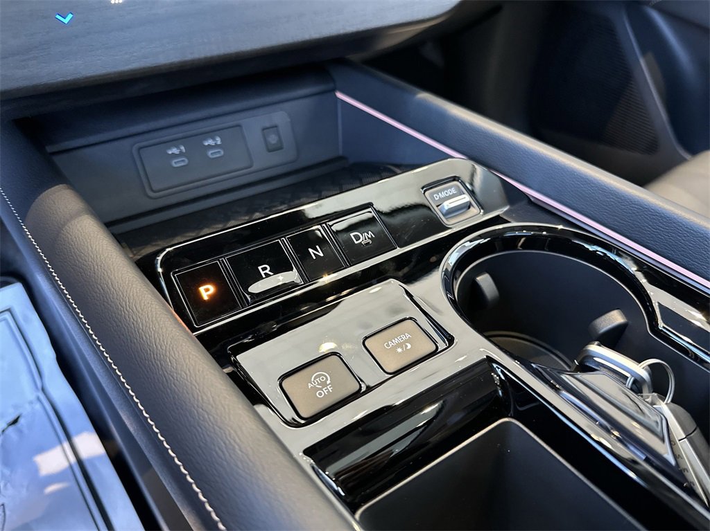 New 2025 Nissan Murano SL image 11