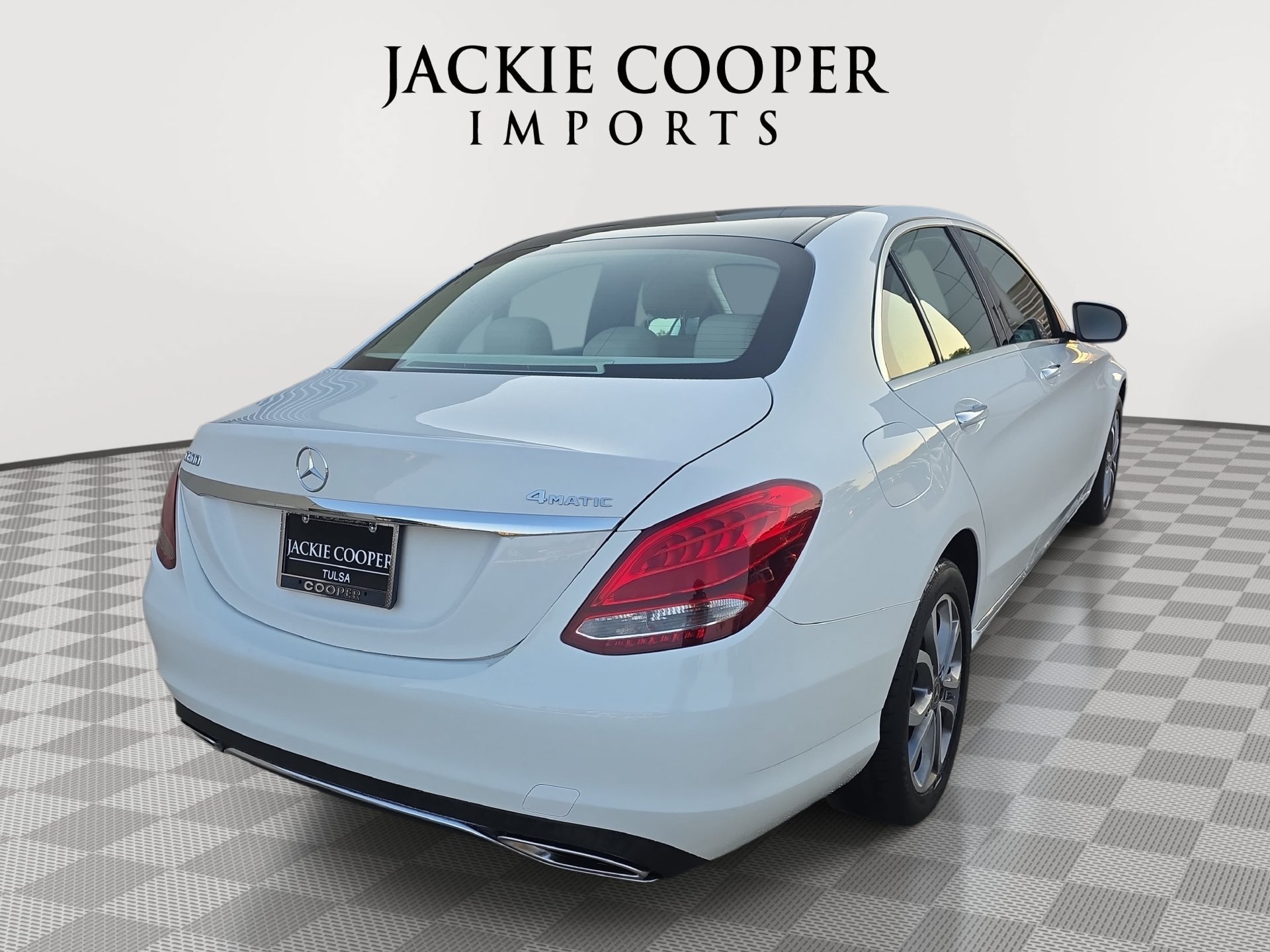 Certified 2017 Mercedes-Benz C 300 4MATIC Sedan image 5