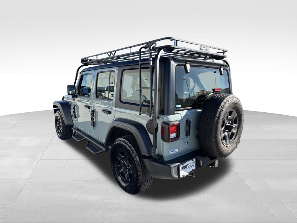 Used 2024 Jeep Wrangler Unlimited Sport AWD/4WD image 7
