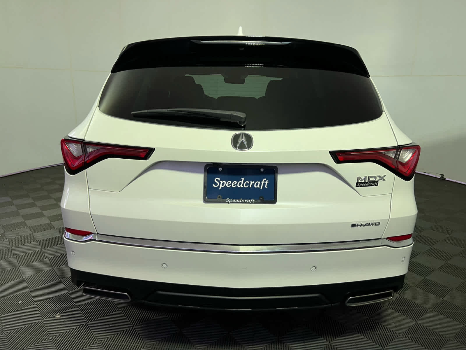 Used 2023 Acura MDX SH-AWD w/ Technology Package image 6