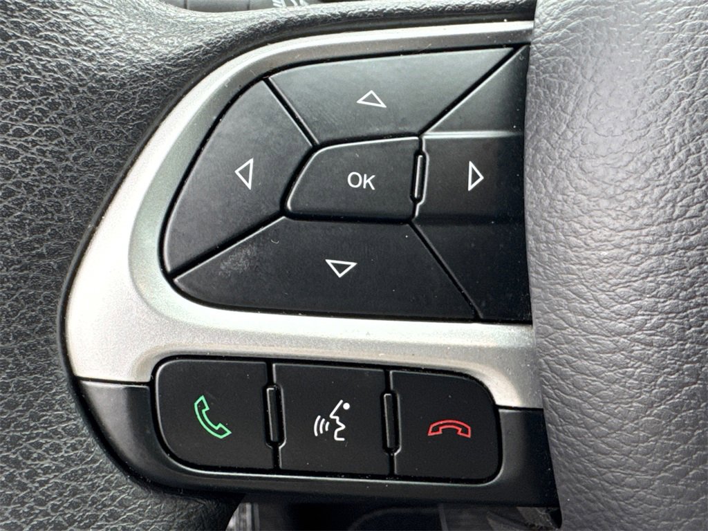 Used 2021 Jeep Compass Sport image 24