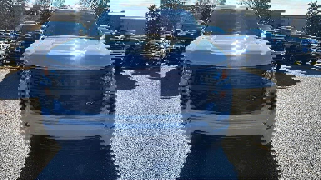 New 2026 Chevrolet Silverado 1500 Custom image 2