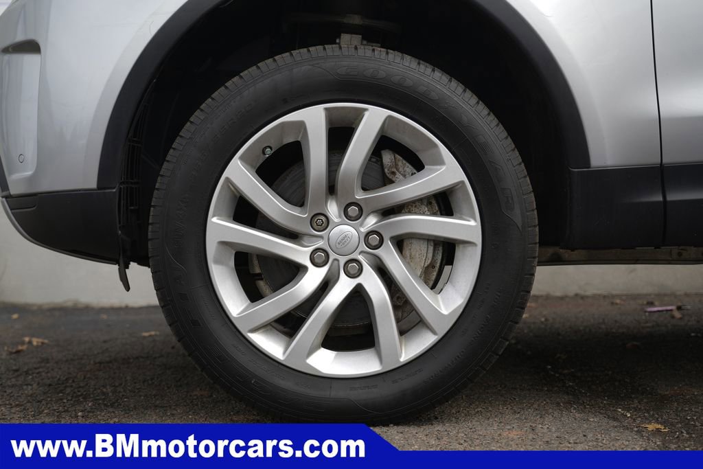 Used 2018 Land Rover Discovery HSE AWD/4WD image 13