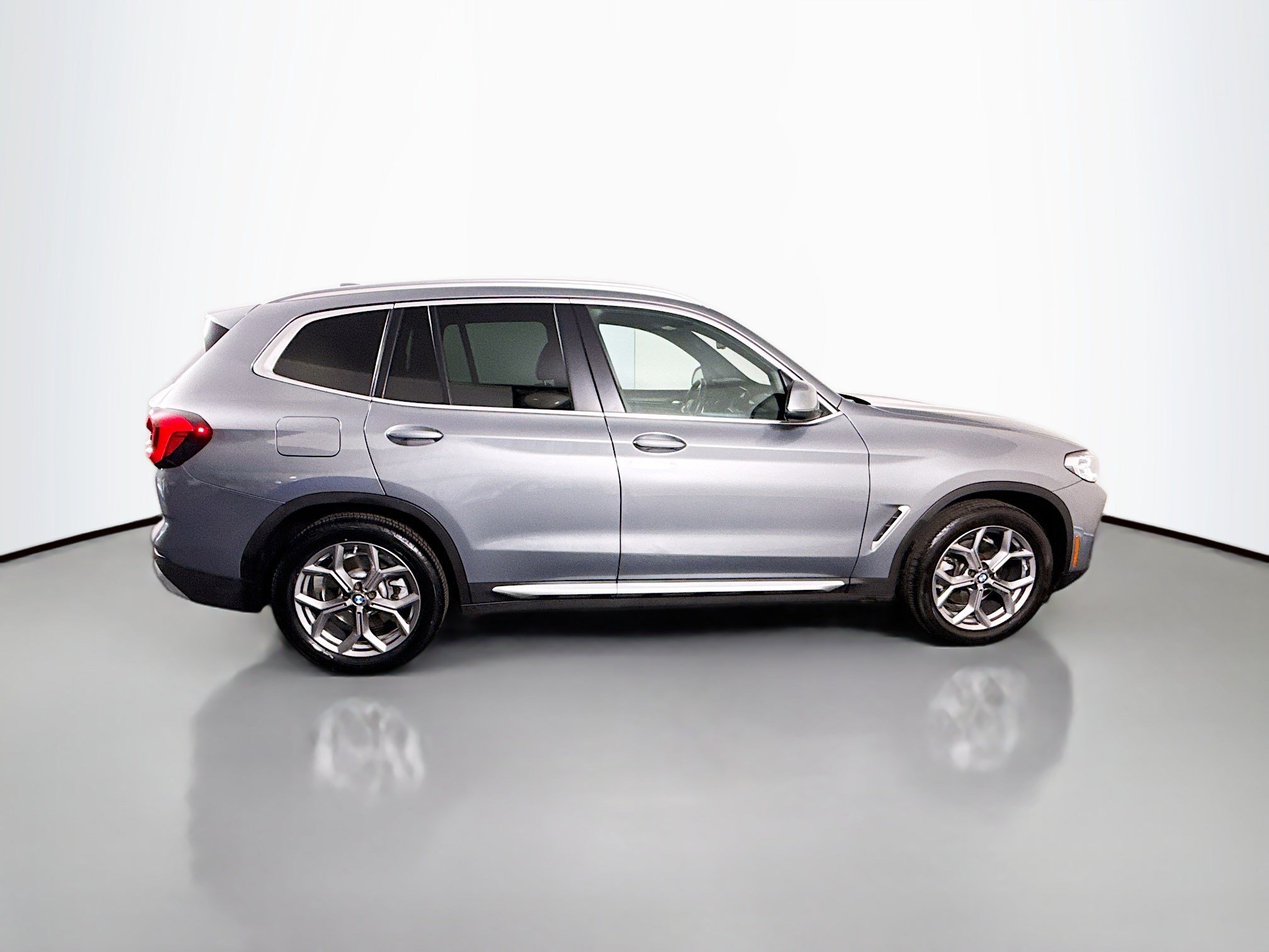 Used 2023 BMW X3 sDrive30i RWD image 11