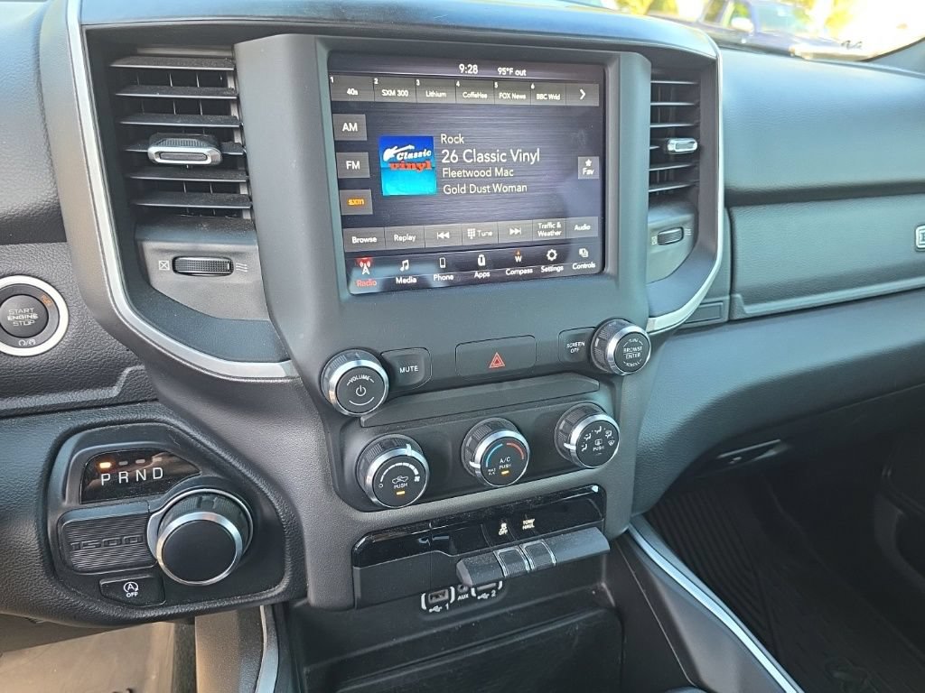 Used 2020 RAM 1500 Big Horn RWD image 14