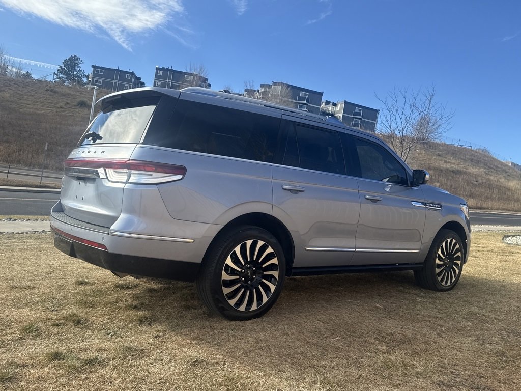 Certified 2024 Lincoln Navigator Black Label image 7
