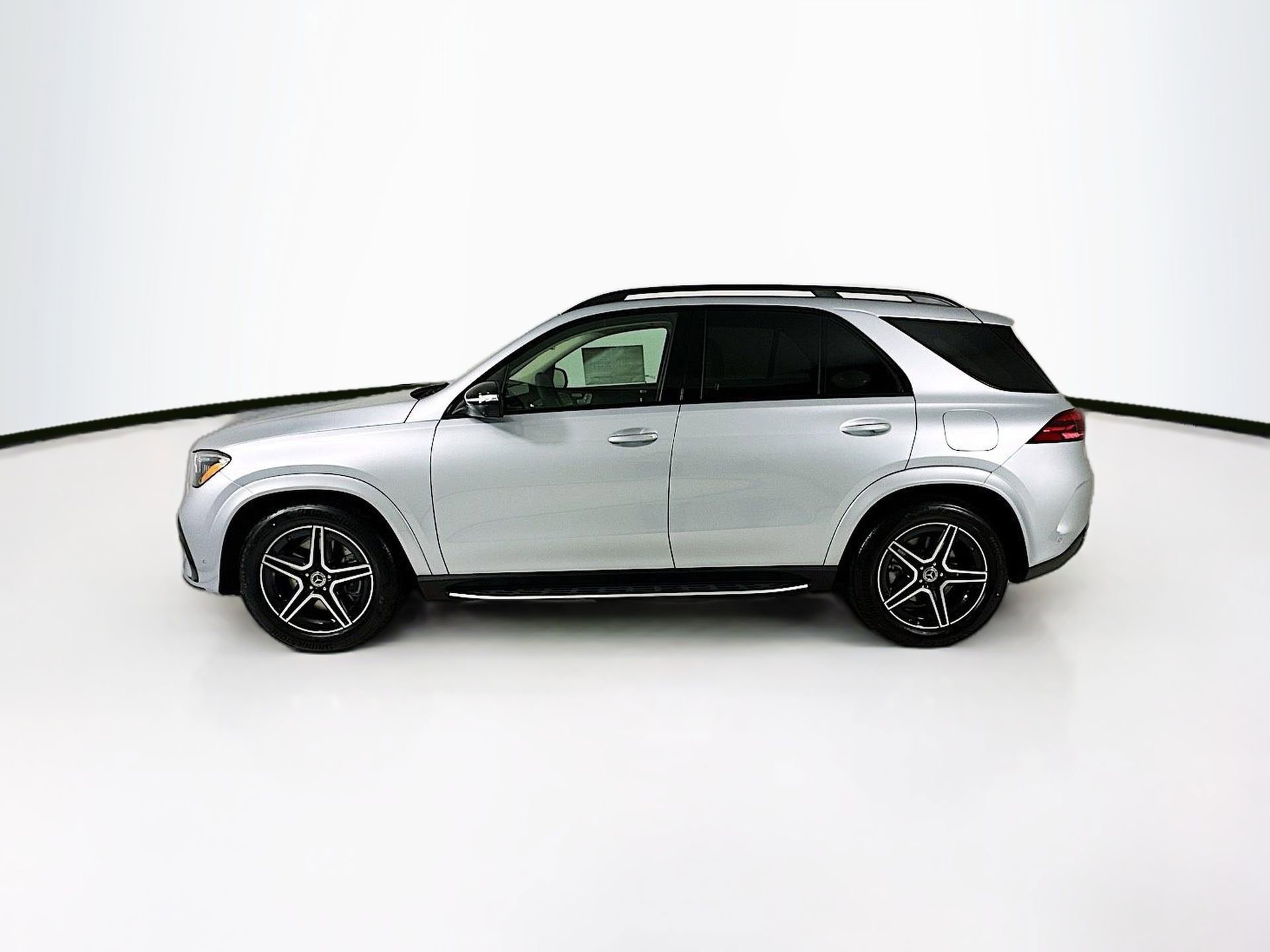 New 2026 Mercedes-Benz GLE 450e 4MATIC image 5