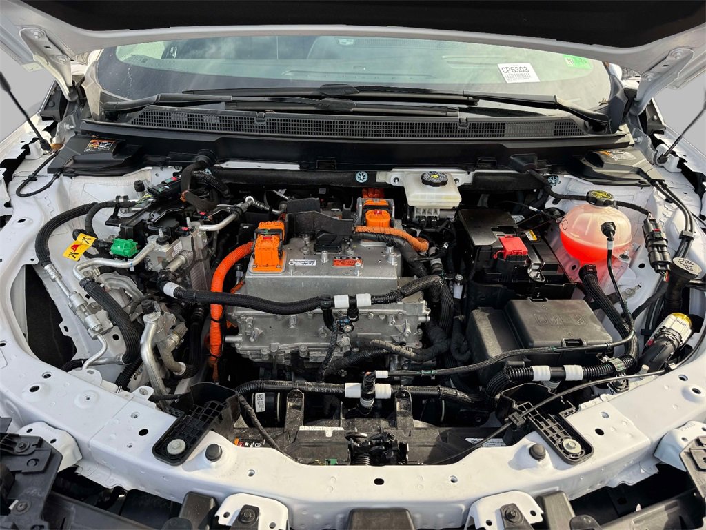 Used 2025 Cadillac Optiq Luxury 2 w/ LPO, Floor Liner Package image 26