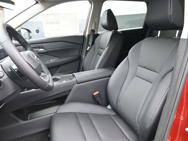 Certified 2026 Nissan Rogue Dark Armor FWD image 10
