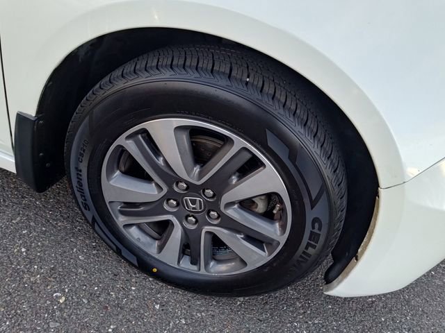 Used 2015 Honda Odyssey Touring Elite image 36