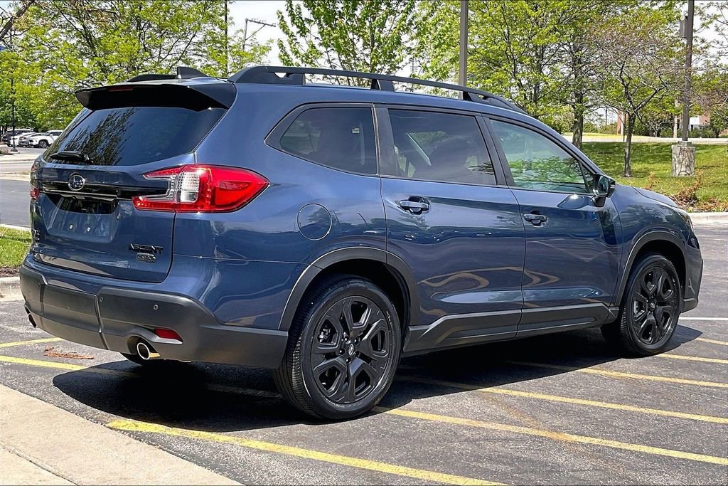 Used 2023 Subaru Ascent Onyx Edition AWD/4WD image 16