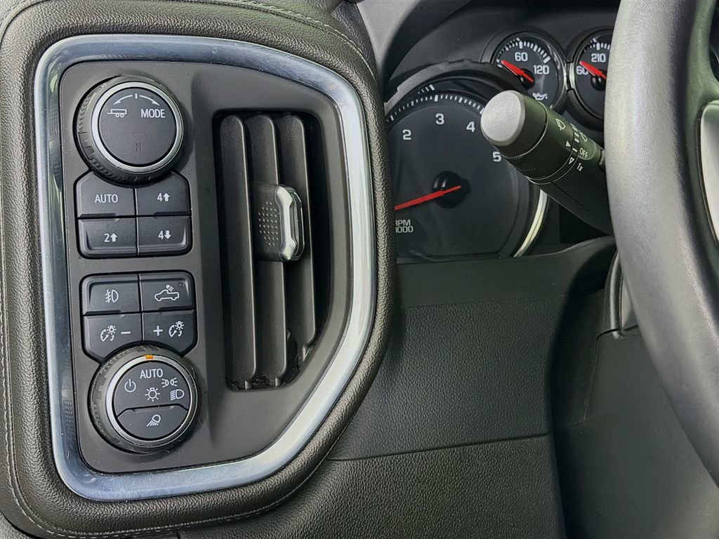 Used 2022 Chevrolet Silverado 2500 LTZ w/ LTZ Texas Edition image 12