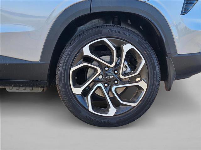 New 2026 Chevrolet Trax RS w/ Sunroof Package image 10