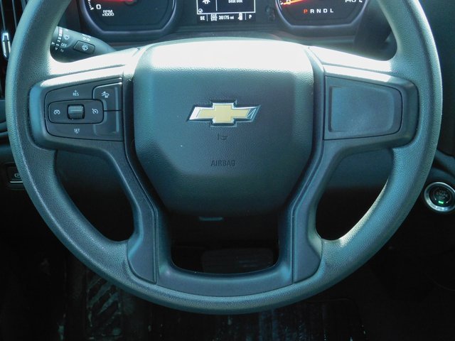 Used 2024 Chevrolet Silverado 2500 Custom image 15