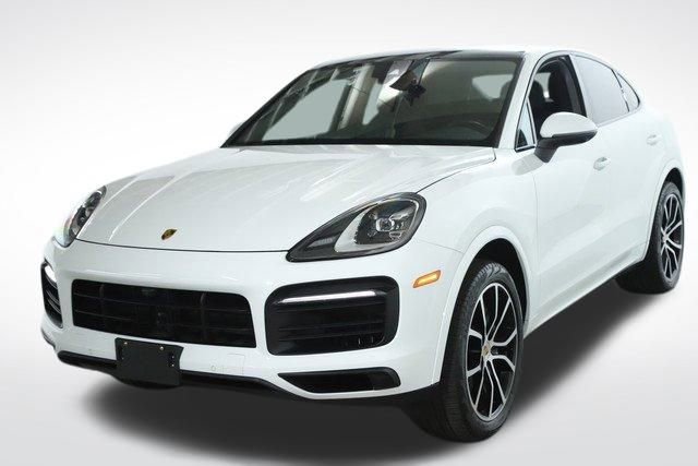 Used 2021 Porsche Cayenne Coupe image 3