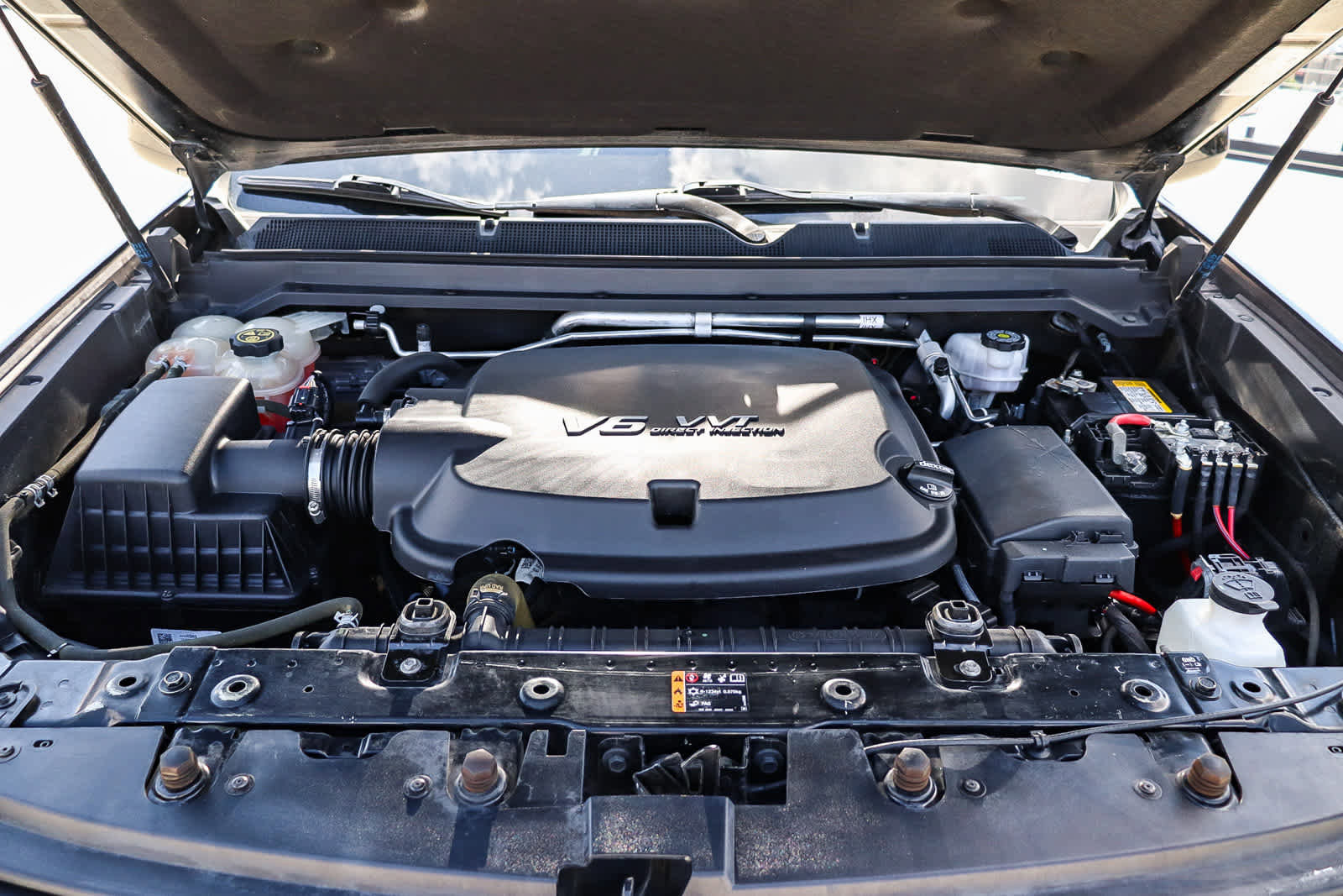 Used 2021 Chevrolet Colorado Z71 w/ Safety Package image 30