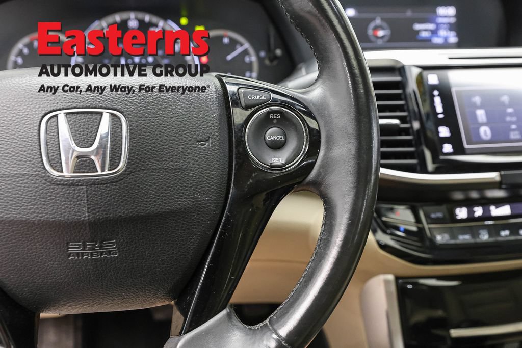 Used 2017 Honda Accord EX-L image 17