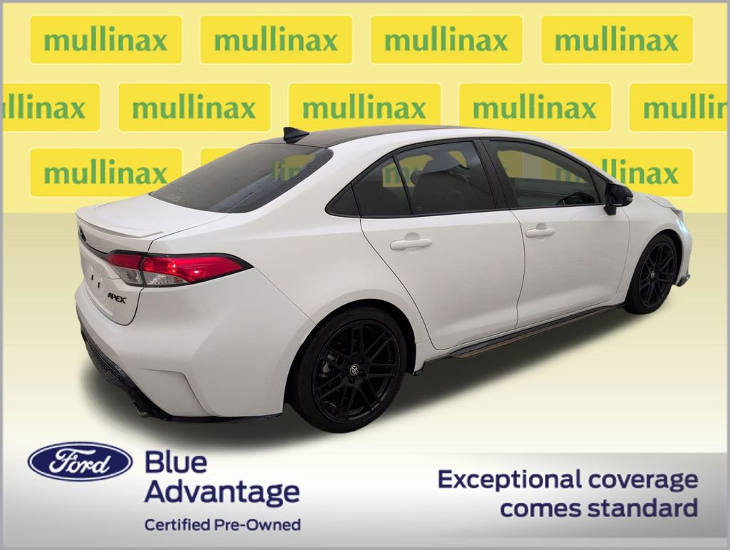 Used 2021 Toyota Corolla SE FWD image 3