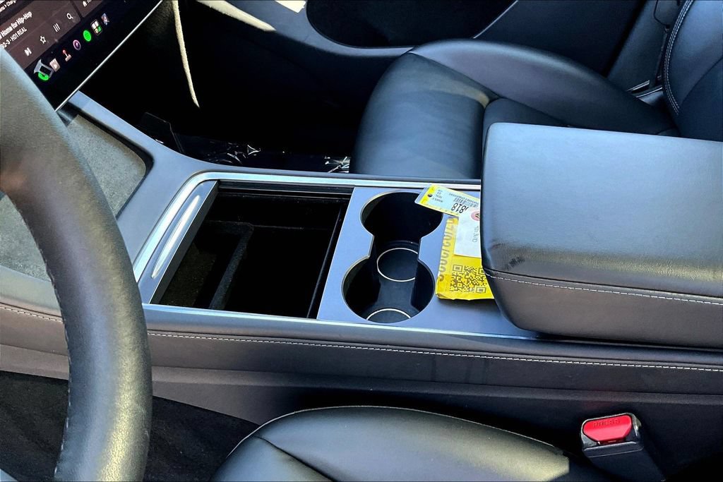 Used 2023 Tesla Model Y Long Range AWD/4WD image 18