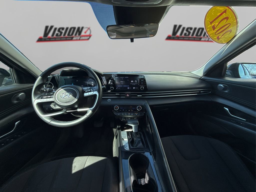Used 2021 Hyundai Elantra SEL w/ Convenience + Premium Package image 23