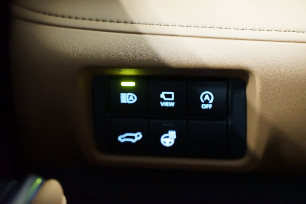 New 2026 Toyota Highlander Platinum AWD/4WD image 26